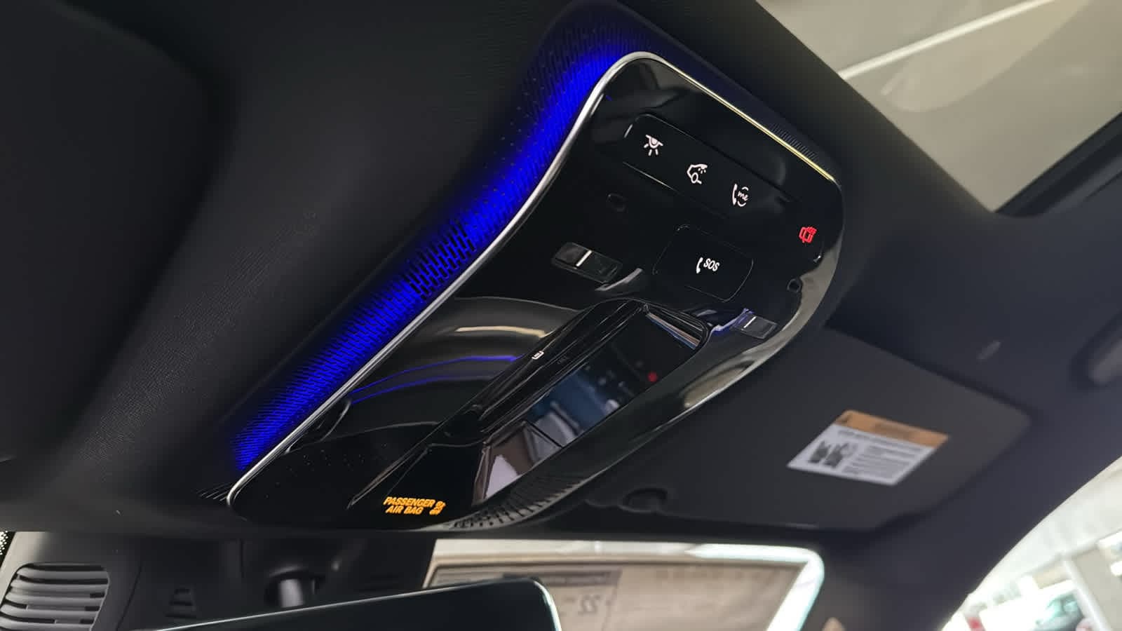 Thumbnail: 2026 Mercedes-Benz GLC - 24