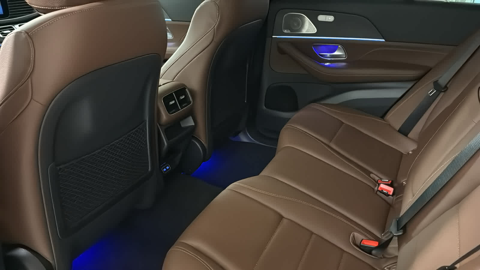 Thumbnail: 2026 Mercedes-Benz GLE - 31