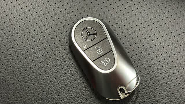 Thumbnail: 2026 Mercedes-Benz GLC - 36