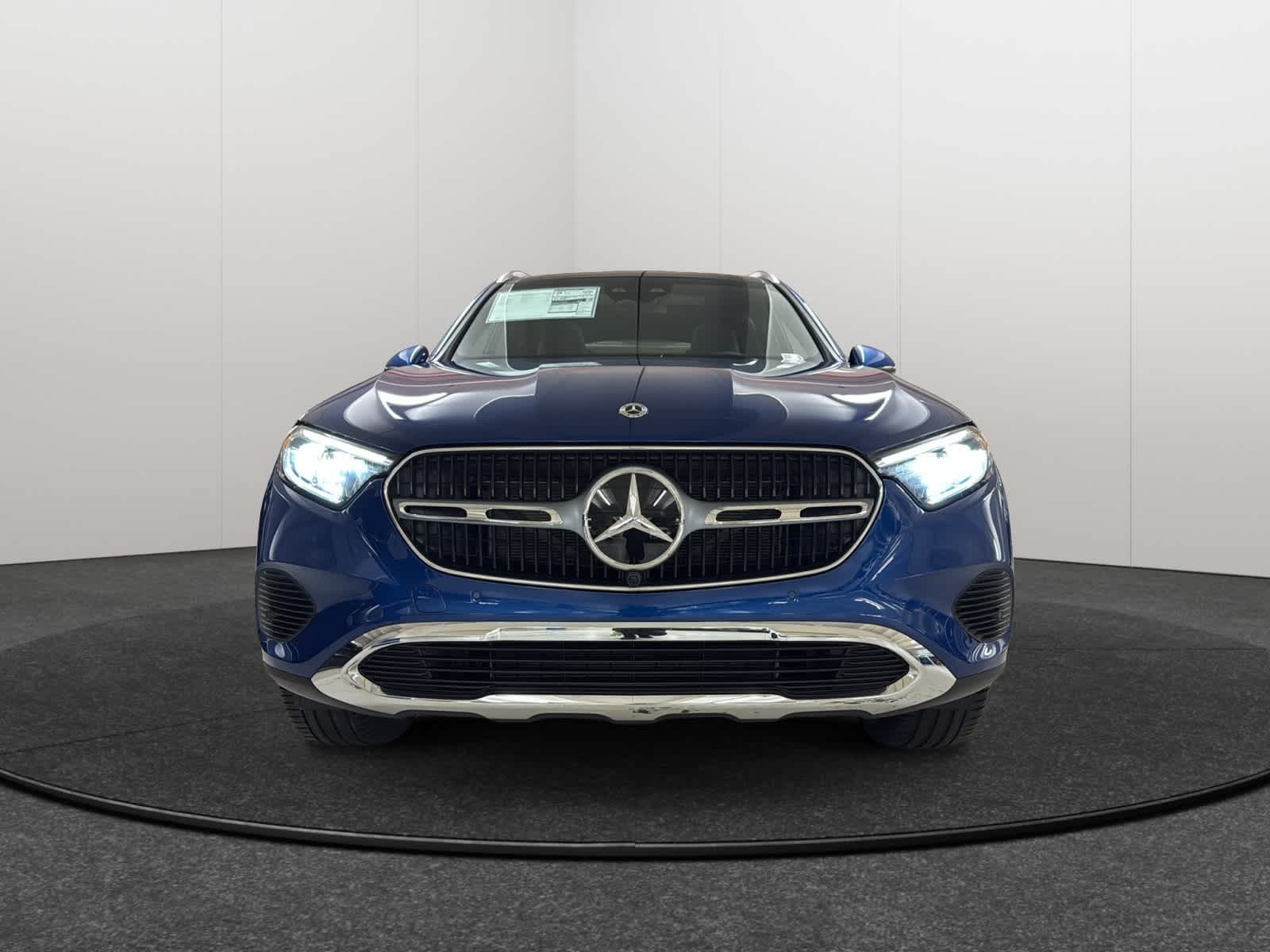 Thumbnail: 2026 Mercedes-Benz GLC - 2