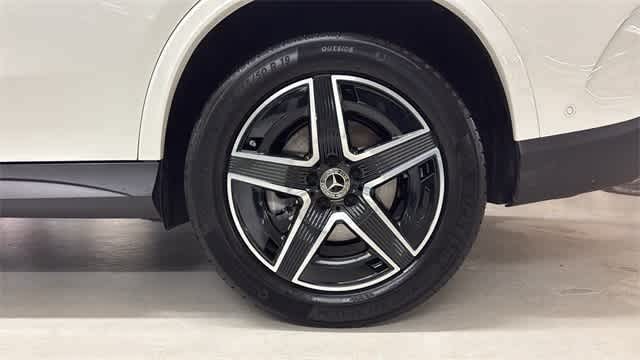 Thumbnail: 2026 Mercedes-Benz GLC - 12