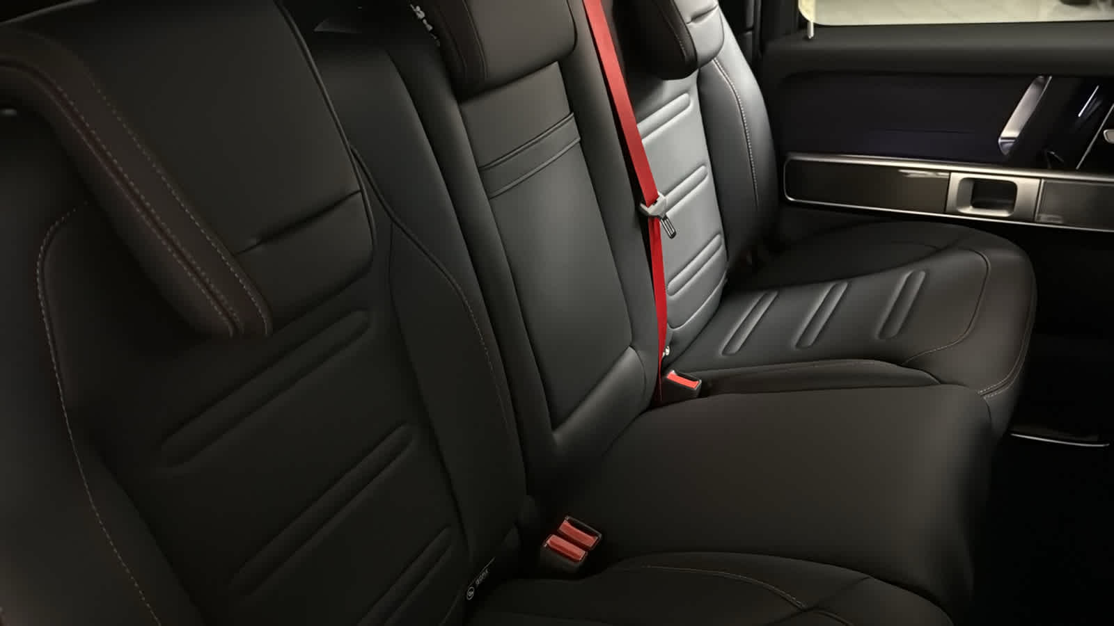 Thumbnail: 2026 Mercedes-Benz G-Class - 33