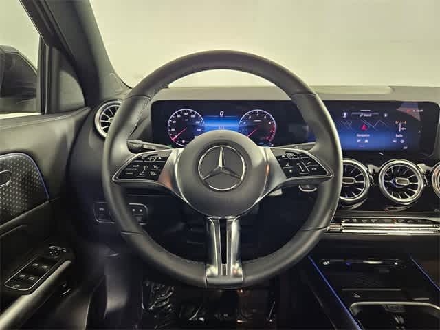 Thumbnail: 2025 Mercedes-Benz GLA - 22