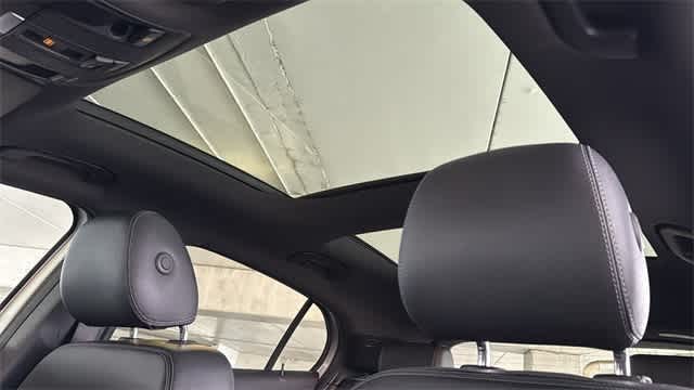 Thumbnail: 2018 Mercedes-Benz GLA - 26