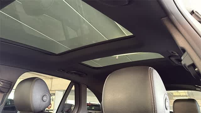 Thumbnail: 2022 Mercedes-Benz GLC - 25