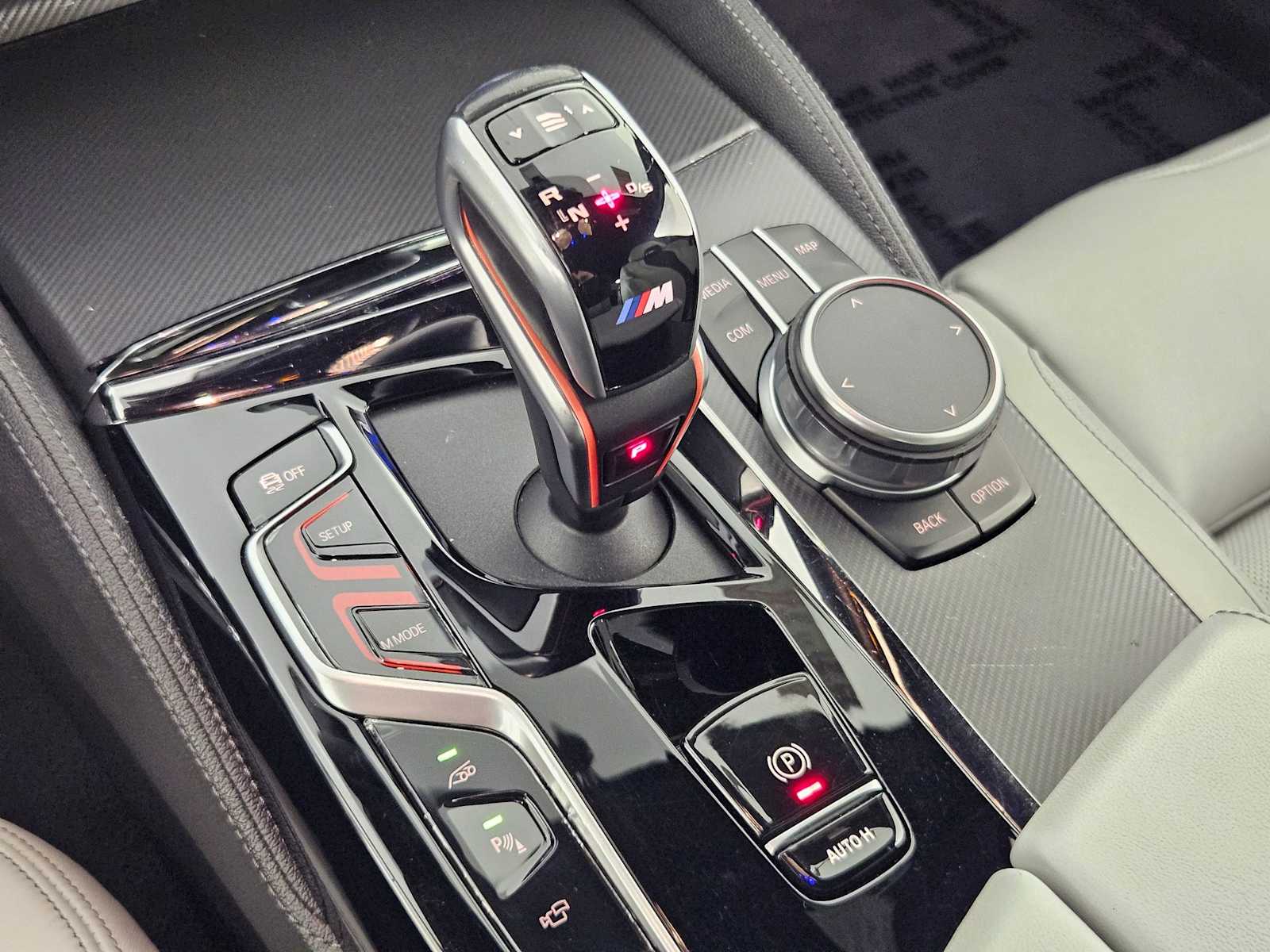Thumbnail: 2021 BMW M5 - 32