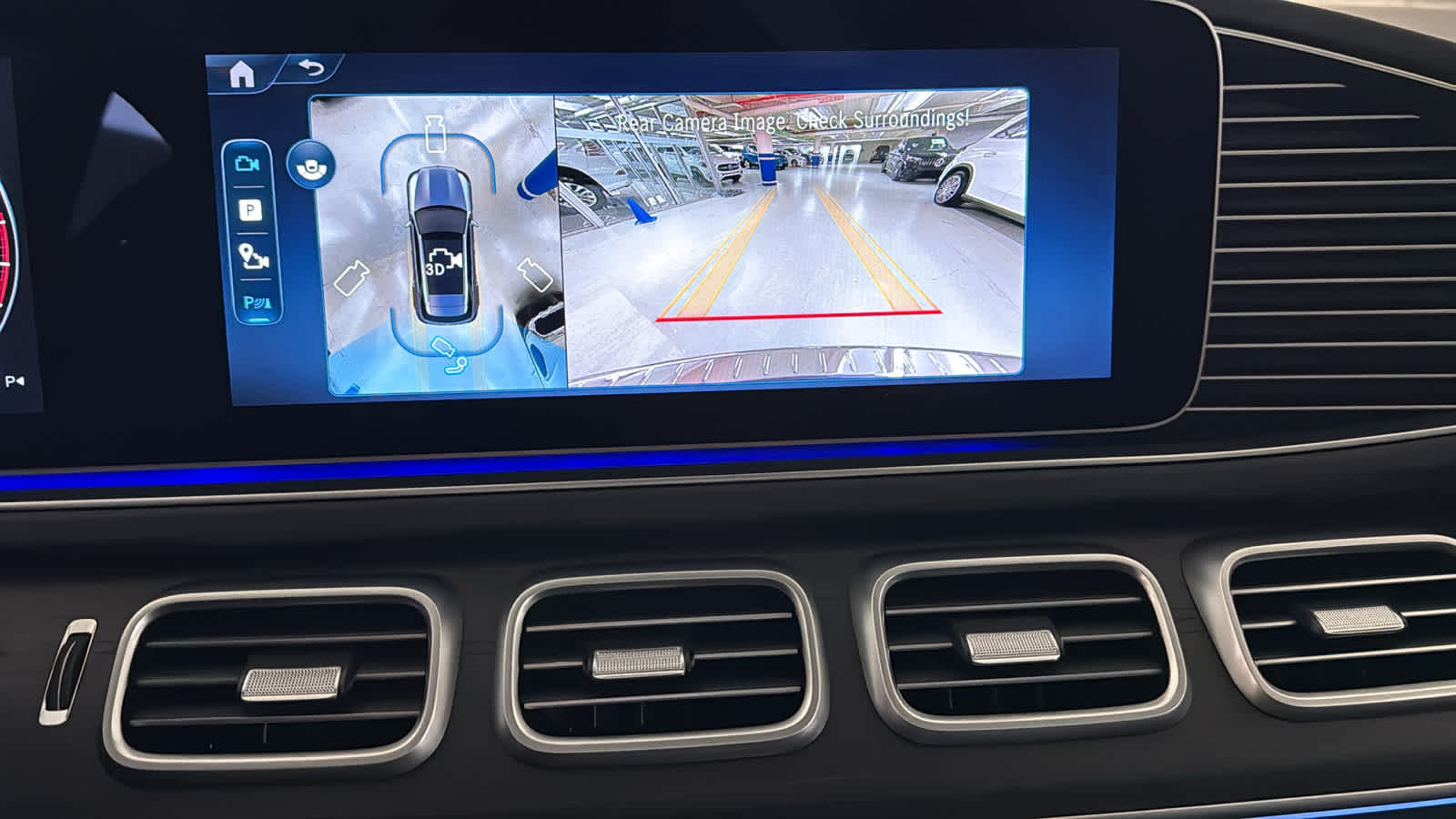 Thumbnail: 2026 Mercedes-Benz GLE - 21