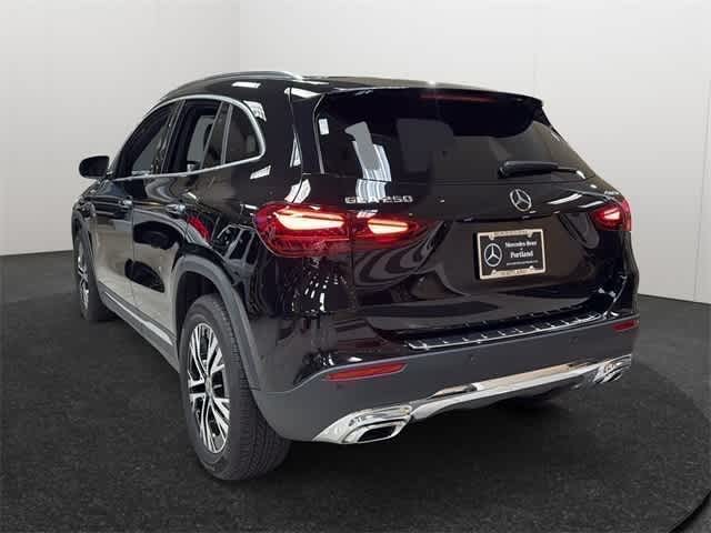 Thumbnail: 2025 Mercedes-Benz GLA - 21