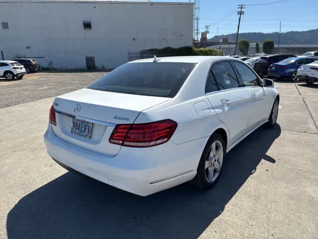 Thumbnail: 2014 Mercedes-Benz E-Class - 5