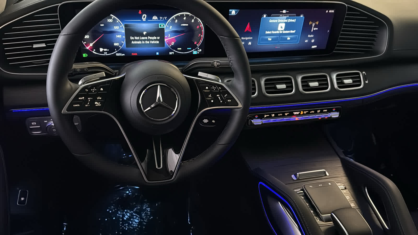 Thumbnail: 2026 Mercedes-Benz GLE - 26