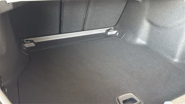 Thumbnail: 2025 Mercedes-Benz C-Class - 31