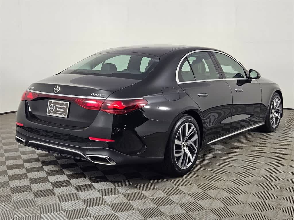 Thumbnail: 2025 Mercedes-Benz E-Class - 5