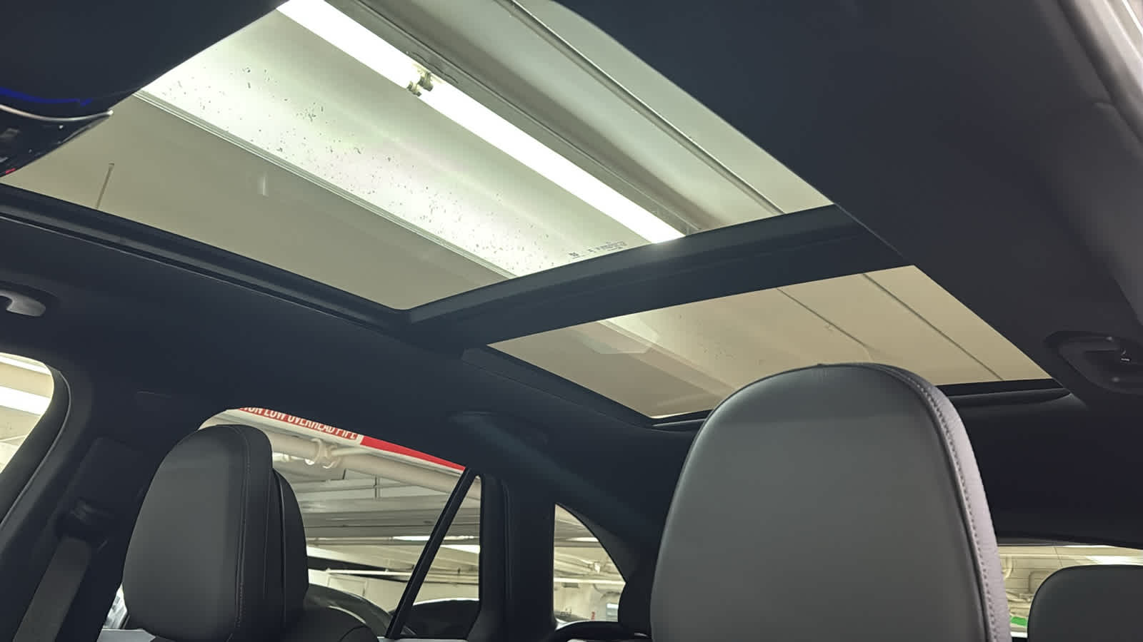 Thumbnail: 2026 Mercedes-Benz GLC - 27