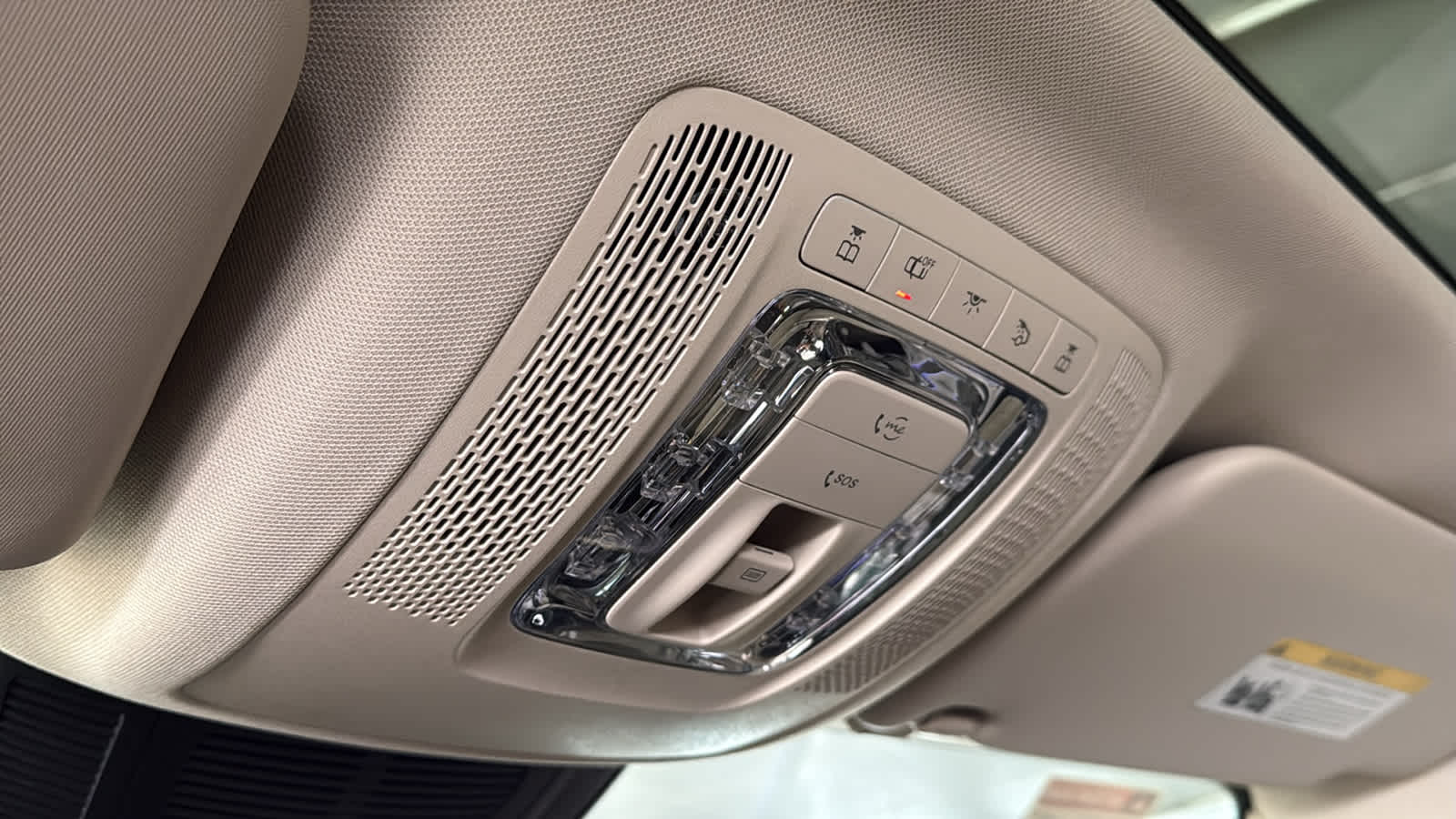 Thumbnail: 2026 Mercedes-Benz GLE - 26