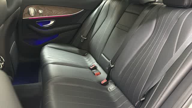 Thumbnail: 2018 Mercedes-Benz E-Class - 31