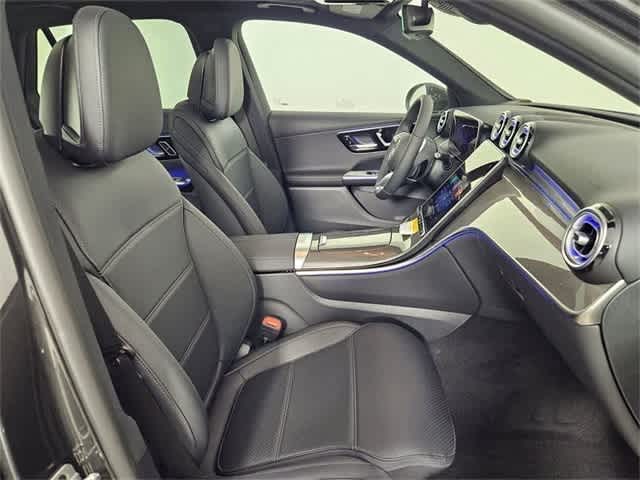 Thumbnail: 2025 Mercedes-Benz GLC - 46