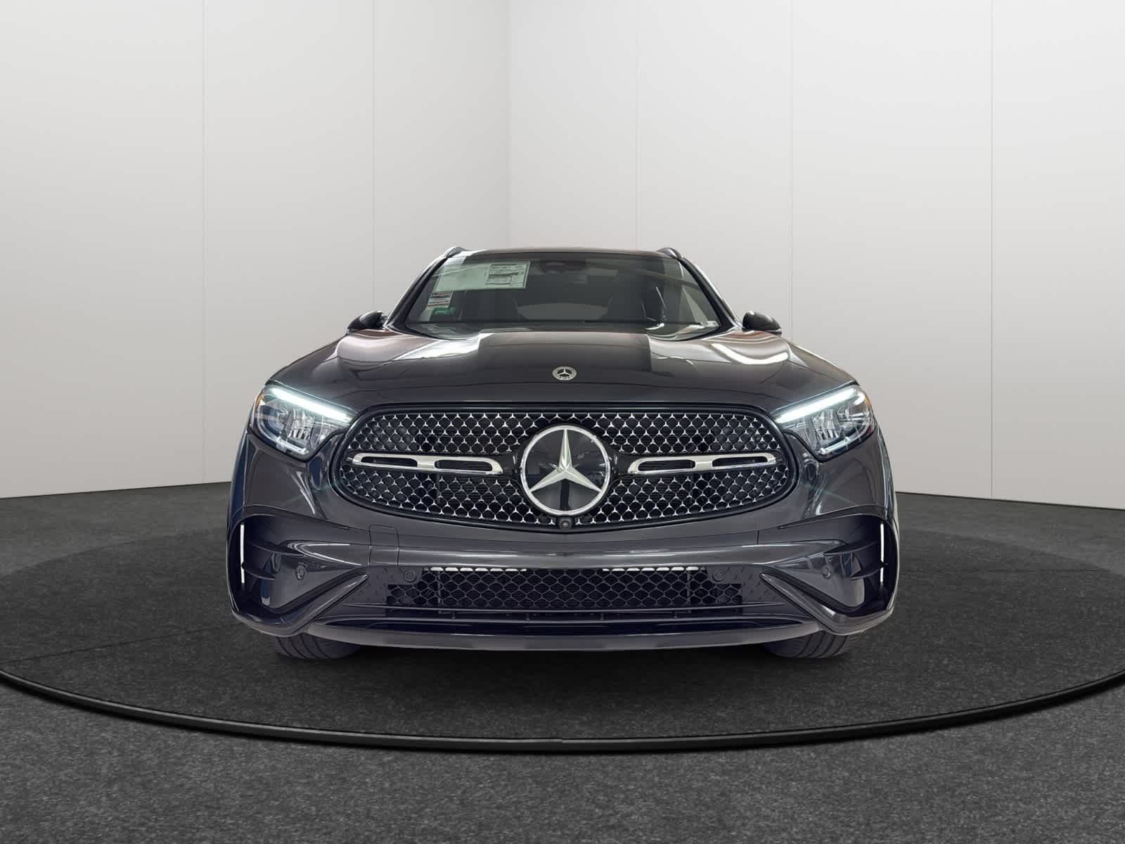 Thumbnail: 2026 Mercedes-Benz GLC - 2