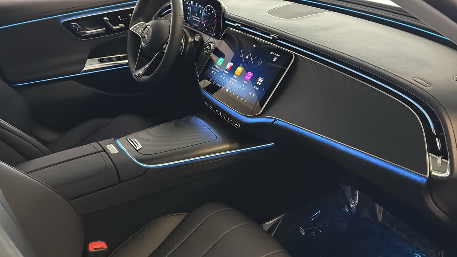 Thumbnail: 2026 Mercedes-Benz E-Class - 36