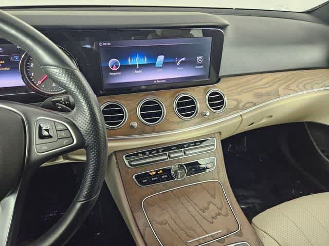 Thumbnail: 2018 Mercedes-Benz E-Class - 29