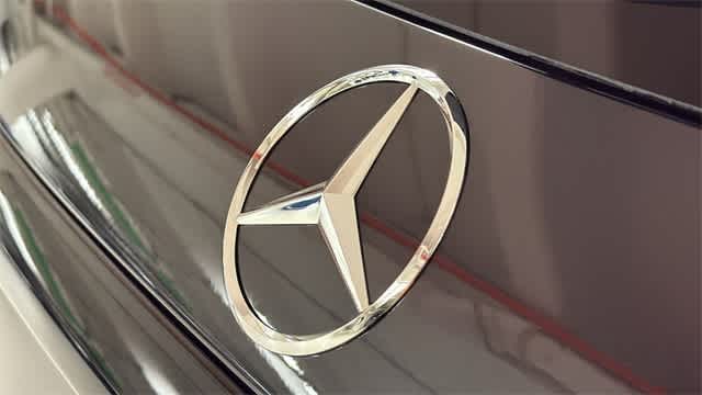 Thumbnail: 2025 Mercedes-Benz GLC - 9