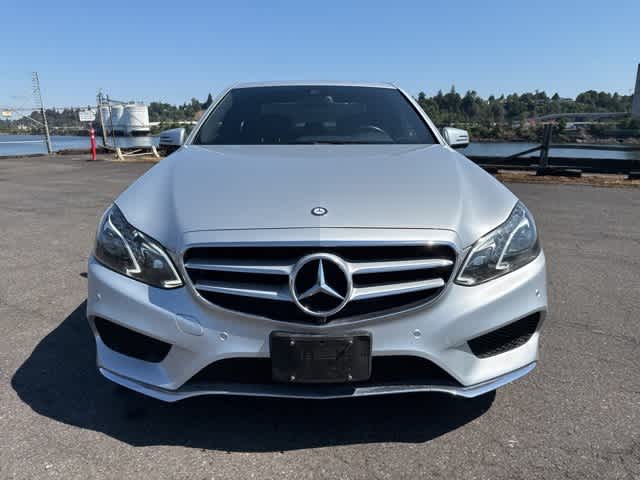 Thumbnail: 2016 Mercedes-Benz E-Class - 8