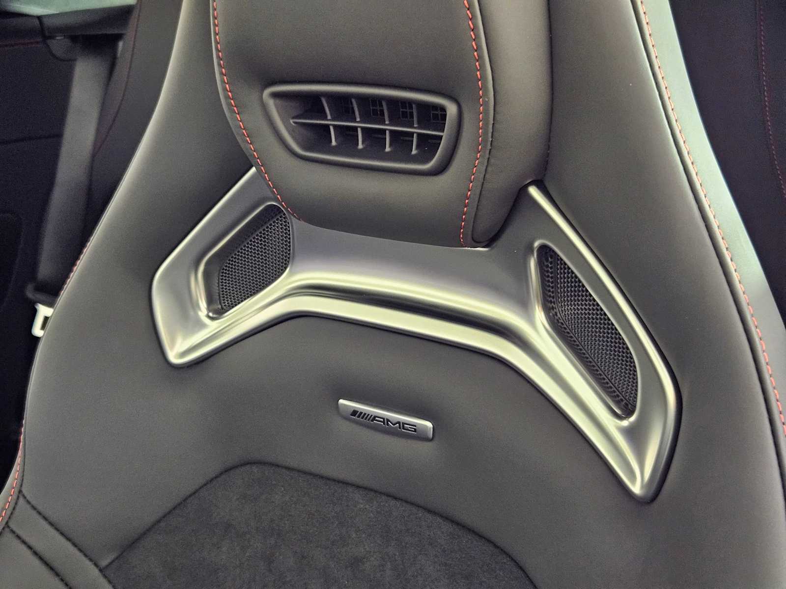 Thumbnail: 2025 Mercedes-Benz SL-Class - 37