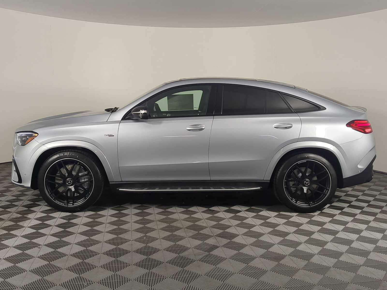 Thumbnail: 2026 Mercedes-Benz GLE - 2