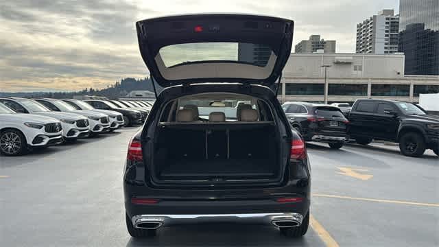 Thumbnail: 2019 Mercedes-Benz GLC - 8