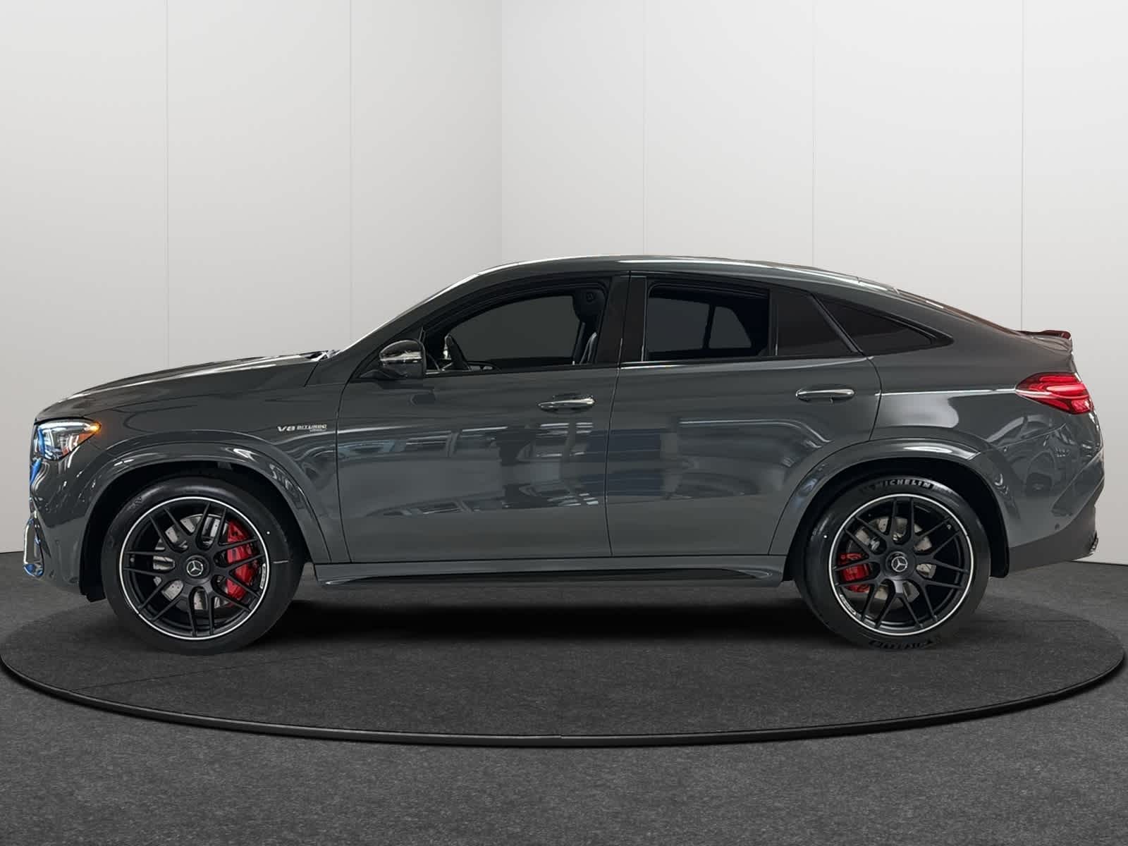 Thumbnail: 2026 Mercedes-Benz GL-Class - 3