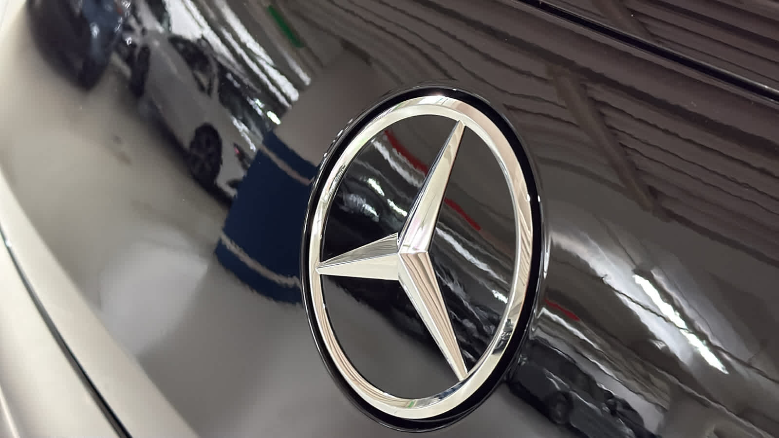 Thumbnail: 2026 Mercedes-Benz GLC - 8