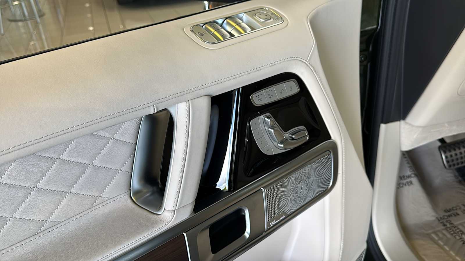Thumbnail: 2026 Mercedes-Benz G-Class - 14