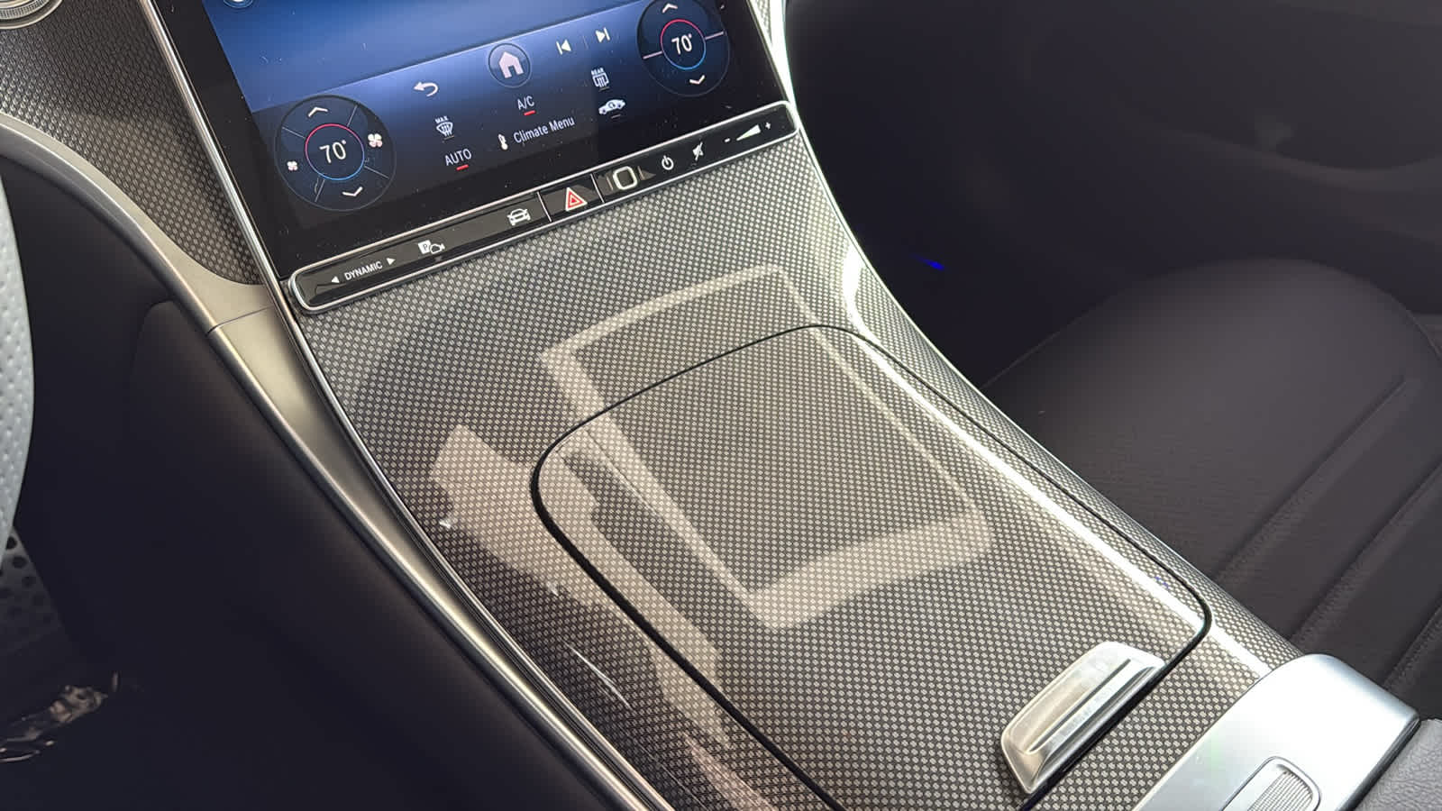 Thumbnail: 2026 Mercedes-Benz GLC - 22