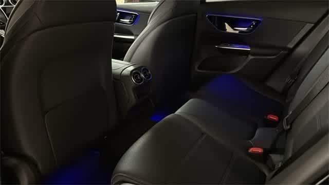 Thumbnail: 2025 Mercedes-Benz GLC - 28