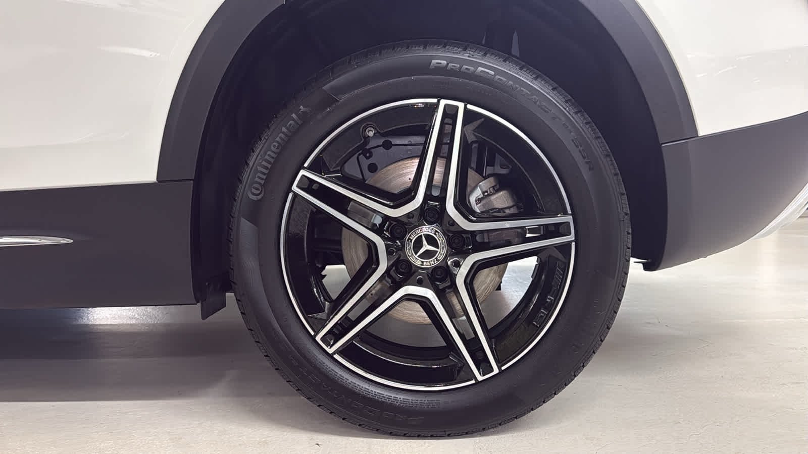 Thumbnail: 2026 Mercedes-Benz GLB - 13