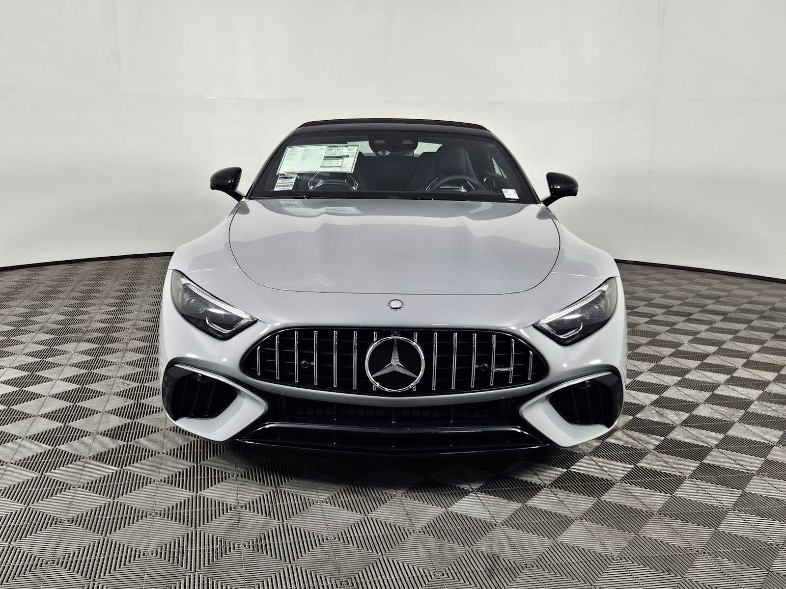Thumbnail: 2025 Mercedes-Benz SL-Class - 8