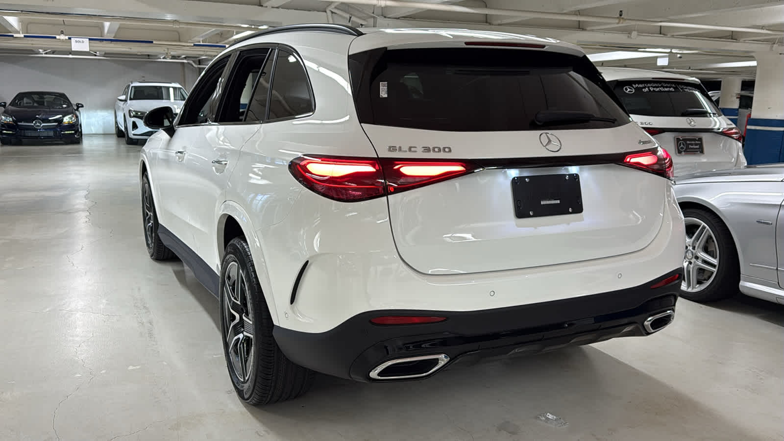 Thumbnail: 2026 Mercedes-Benz GLC - 7