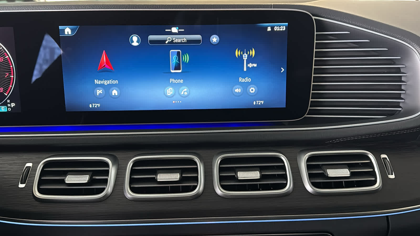 Thumbnail: 2026 Mercedes-Benz GLE - 21