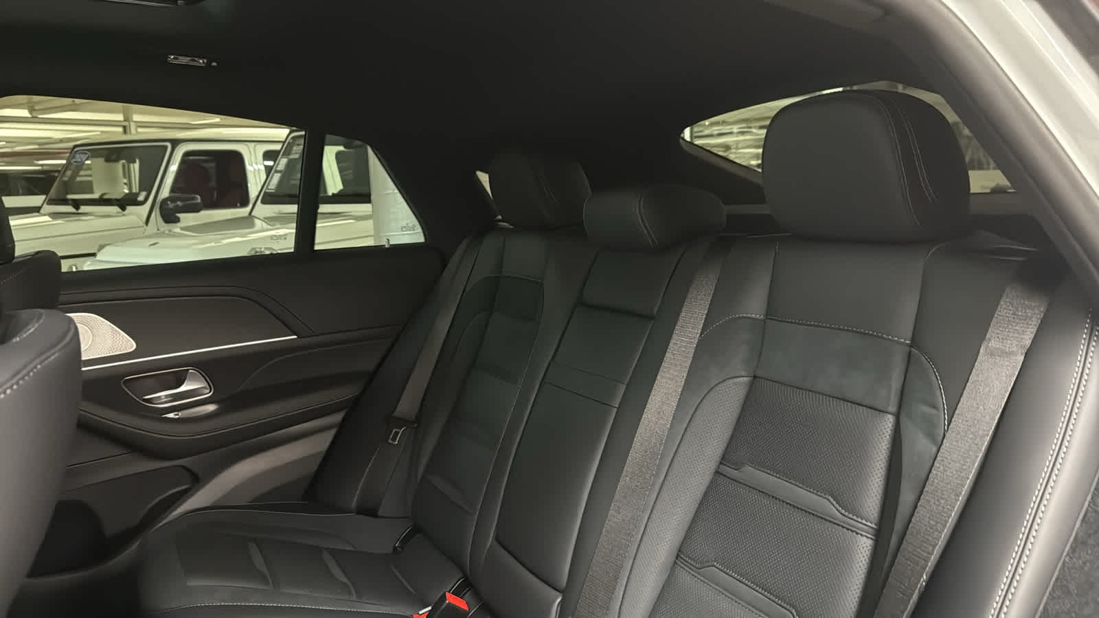 Thumbnail: 2026 Mercedes-Benz GLE - 28