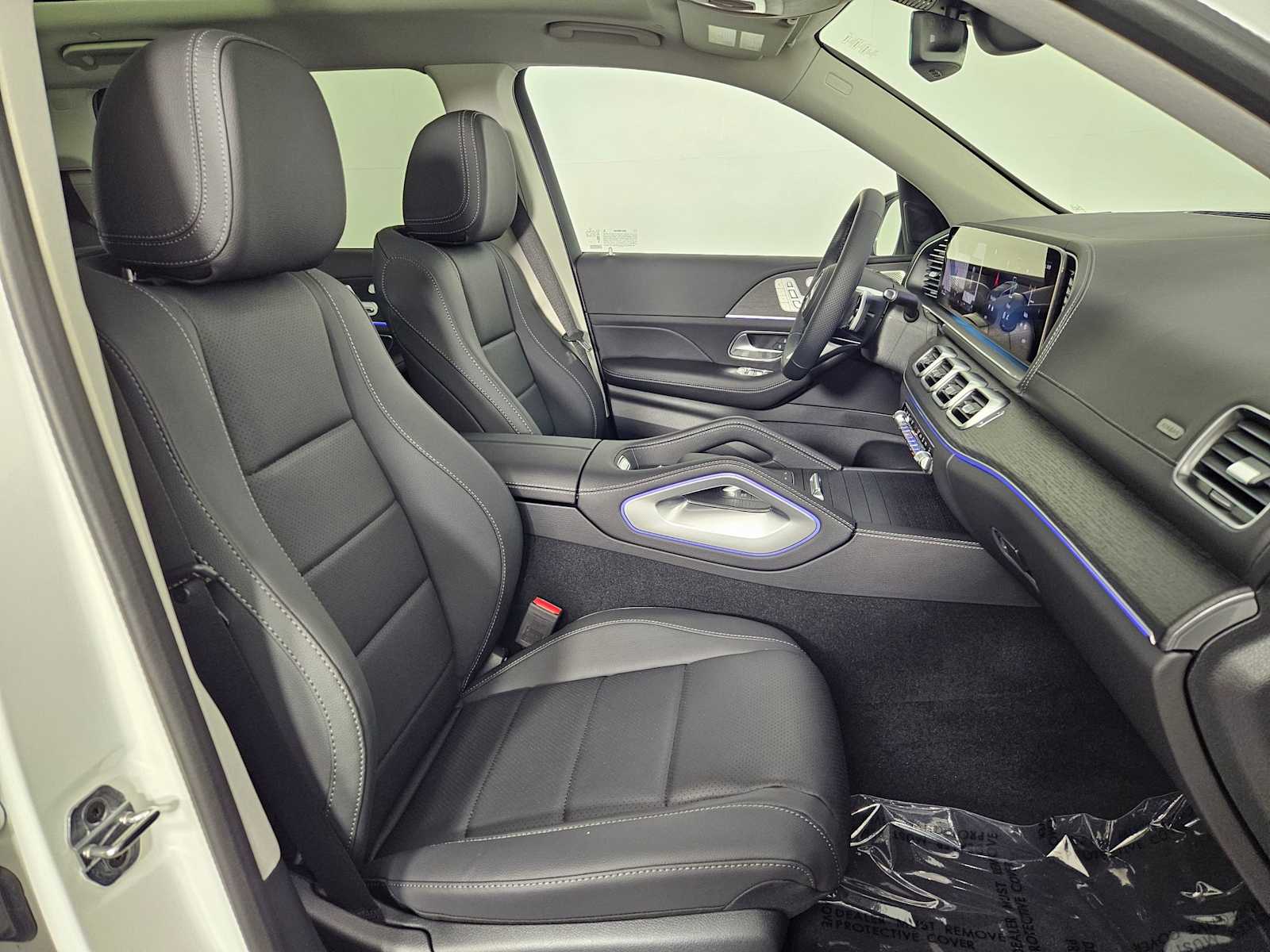 Thumbnail: 2025 Mercedes-Benz GLS - 25