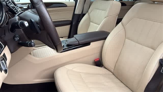 Thumbnail: 2017 Mercedes-Benz GLE - 24