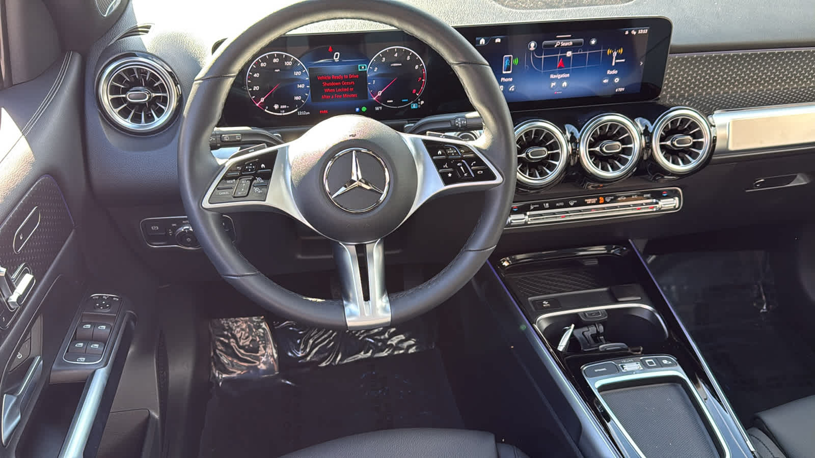 Thumbnail: 2025 Mercedes-Benz GLB - 32