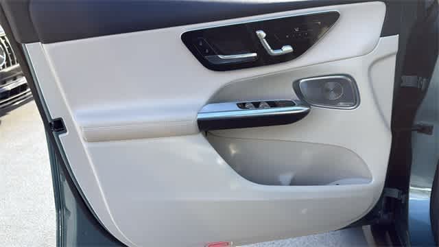 Thumbnail: 2026 Mercedes-Benz GLC - 15