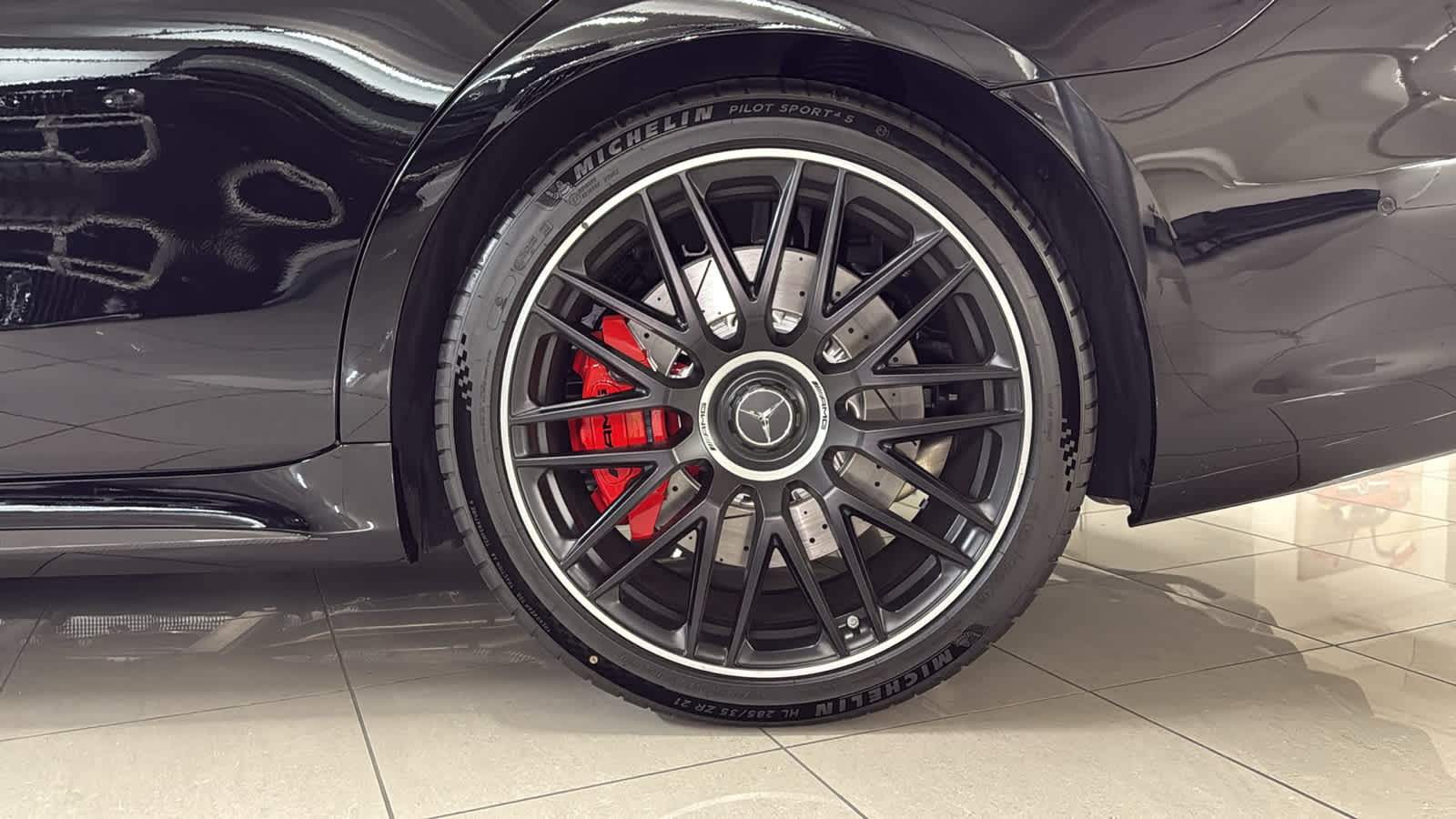 Thumbnail: 2025 Mercedes-Benz S-Class - 10