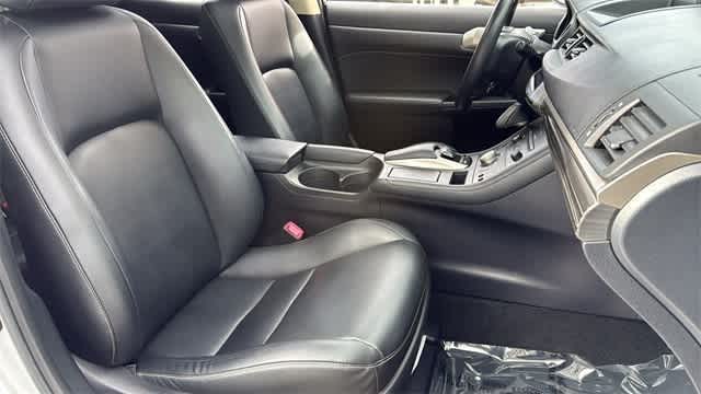 Thumbnail: 2014 Lexus CT - 32