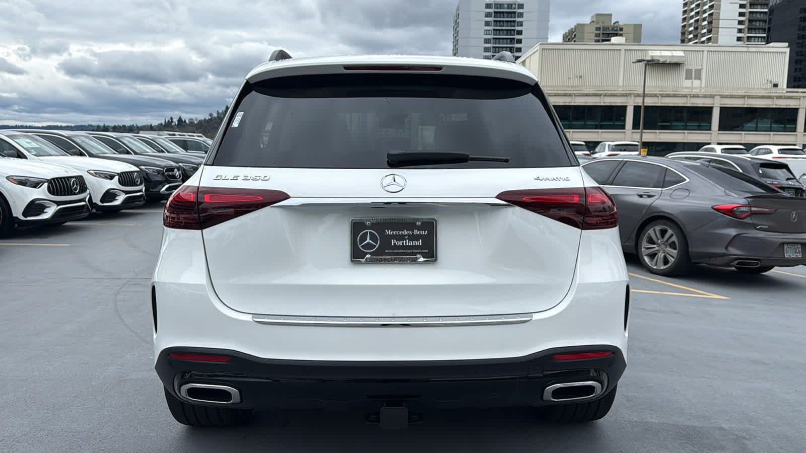 Thumbnail: 2026 Mercedes-Benz GLE - 8