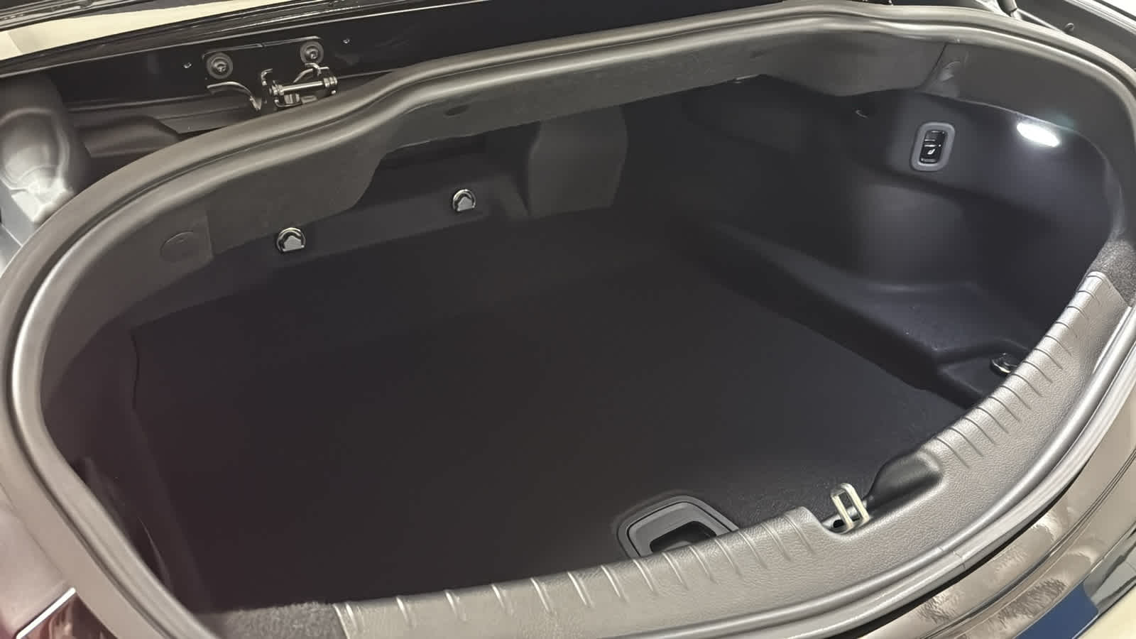 Thumbnail: 2026 Mercedes-Benz CLE - 30