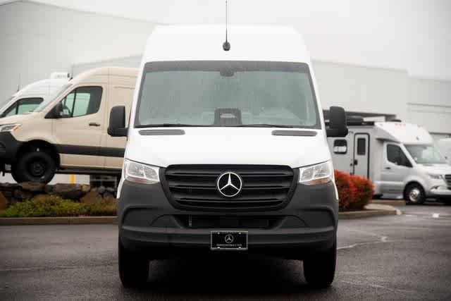 Thumbnail: 2025 Mercedes-Benz Sprinter - 2
