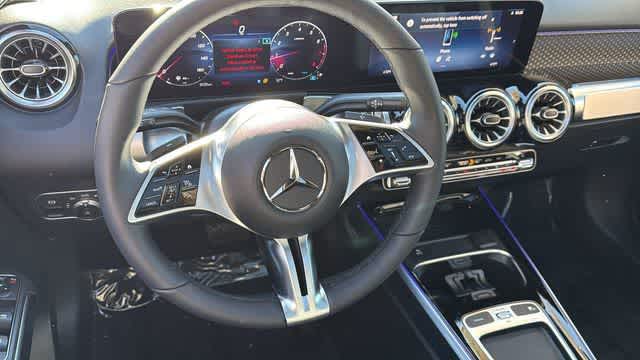 Thumbnail: 2026 Mercedes-Benz GLB - 26