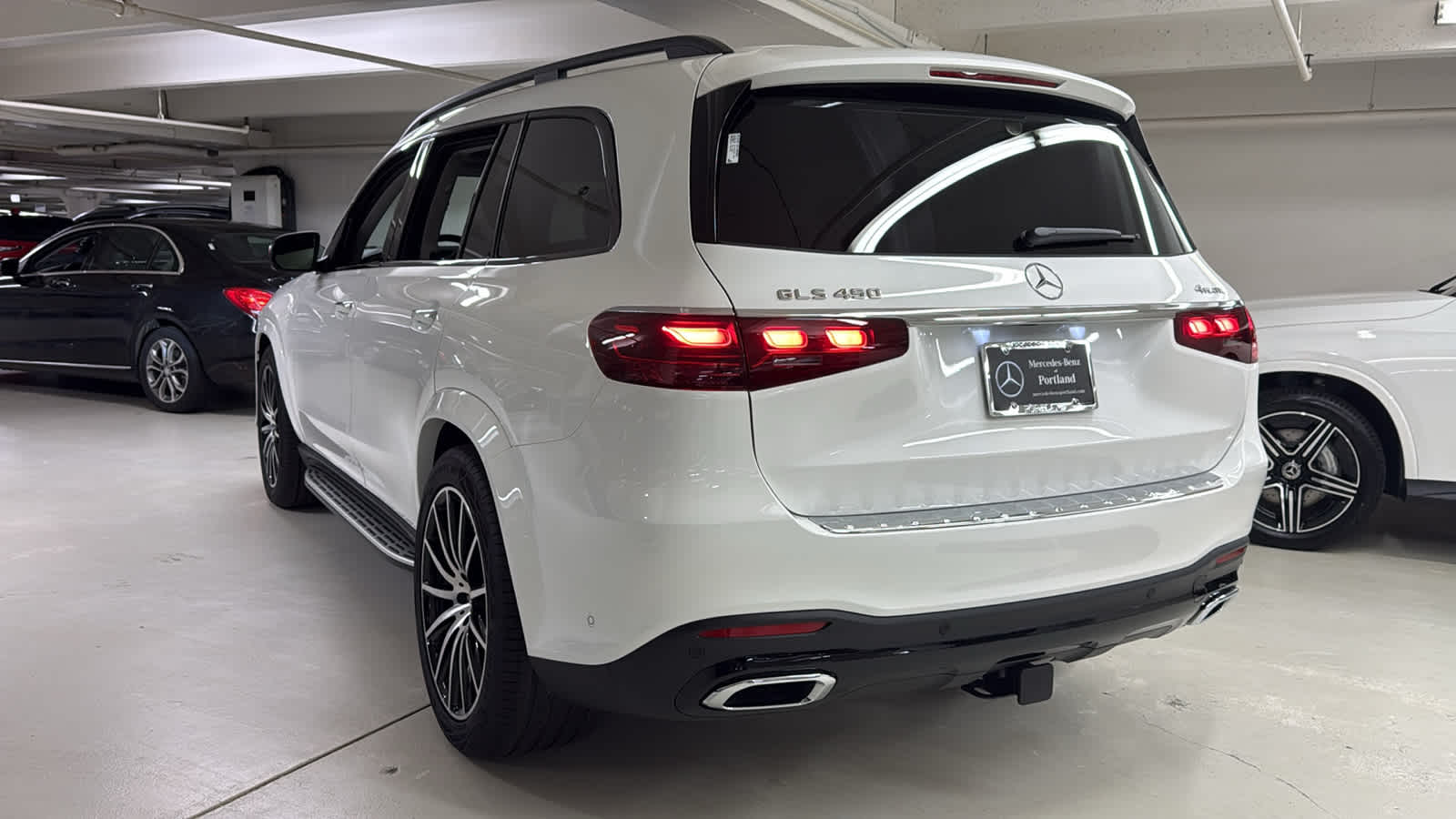 Thumbnail: 2025 Mercedes-Benz GLS - 7