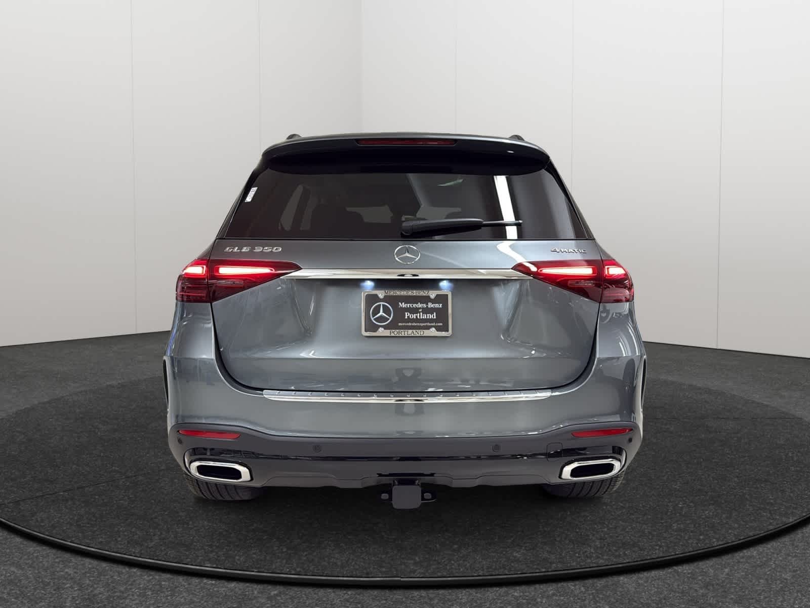 Thumbnail: 2026 Mercedes-Benz GLE - 6